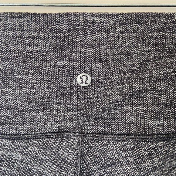 Lululemon Wunder Under High-Rise Tight 28" Heathered Black Leggings Size 8 - Picture 3 of 4